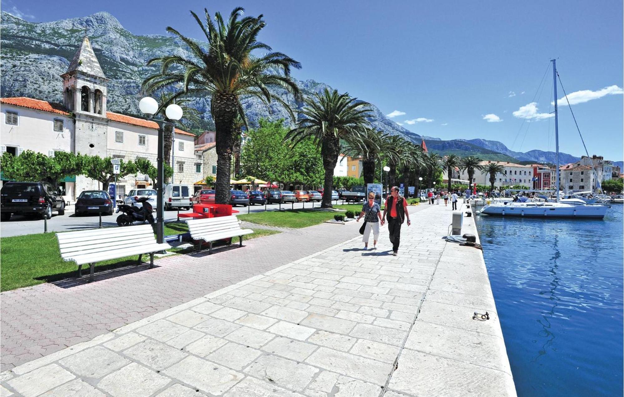 Nice Apartment In Makarska With House Sea View Bagian luar foto