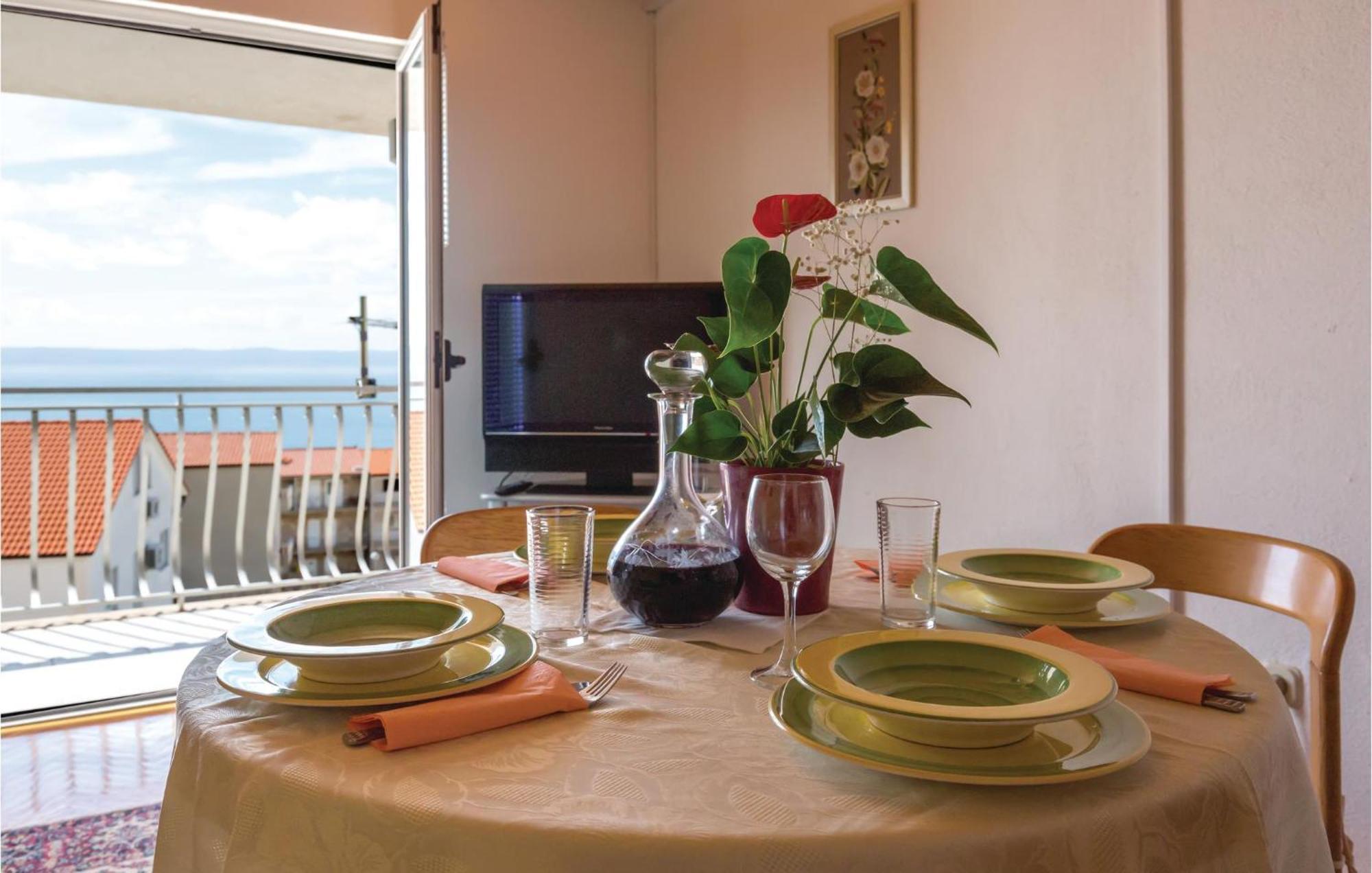 Nice Apartment In Makarska With House Sea View Bagian luar foto